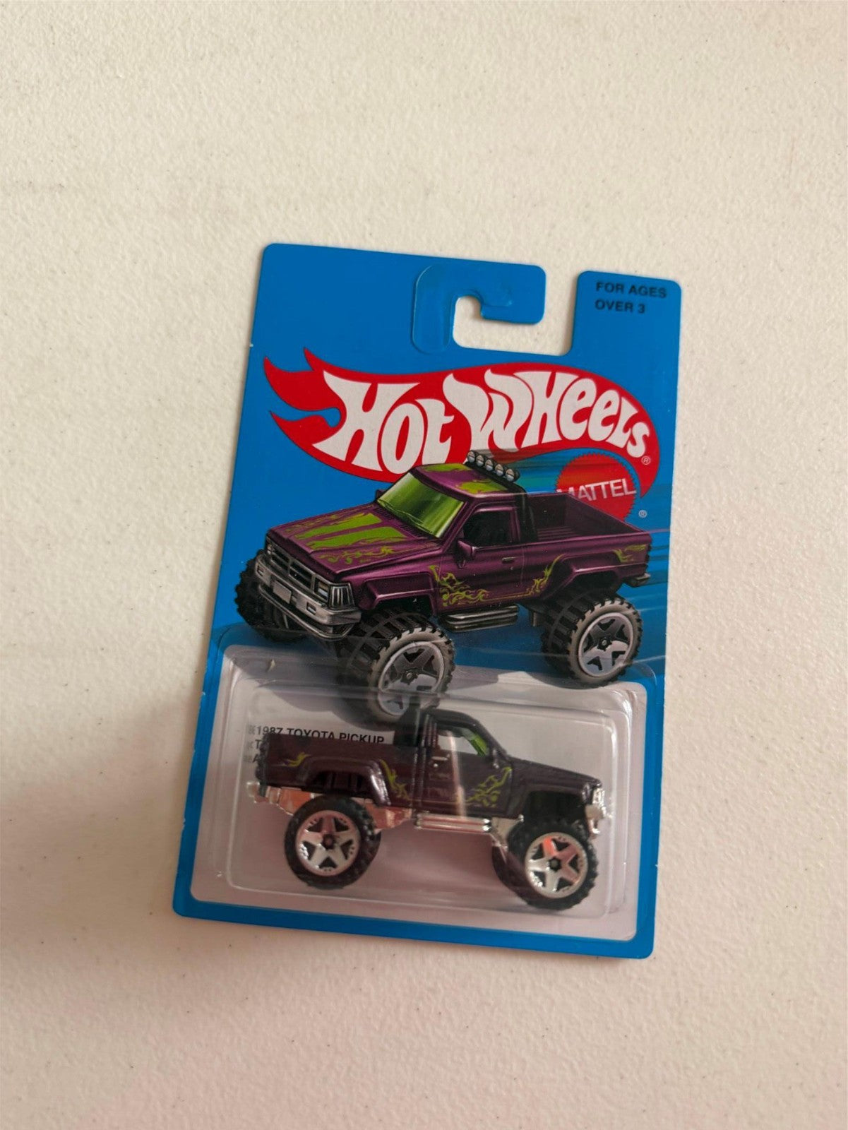 47085218