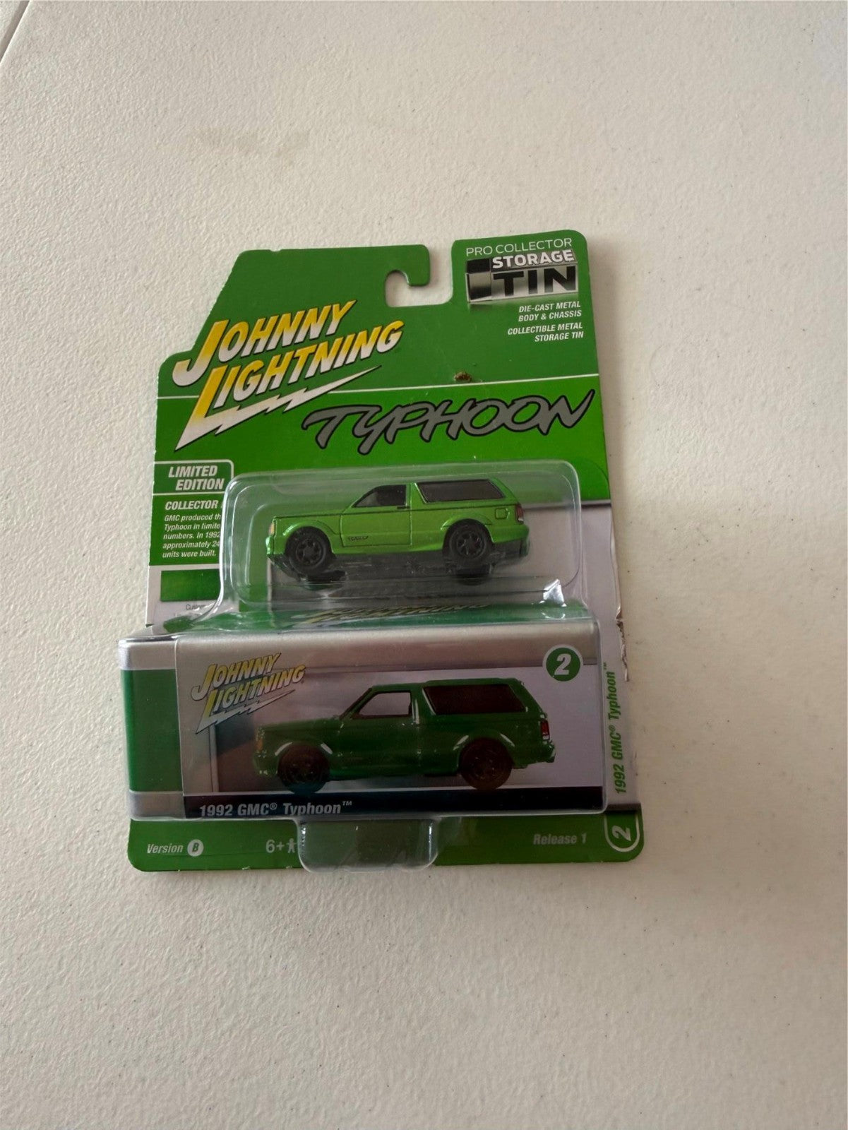 47240553