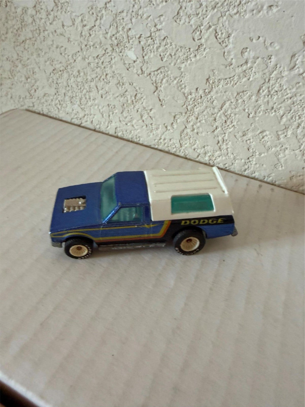 47233545