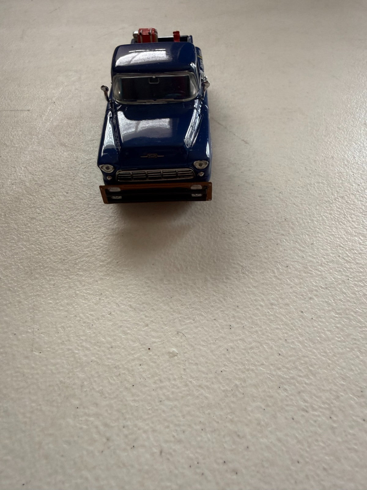 47562928