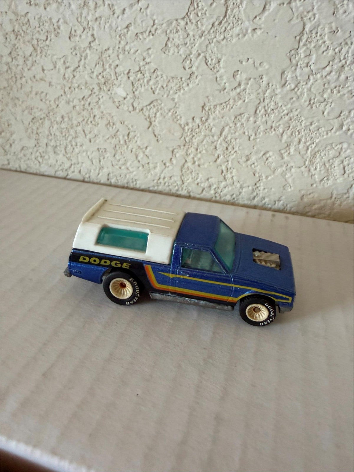 47233545