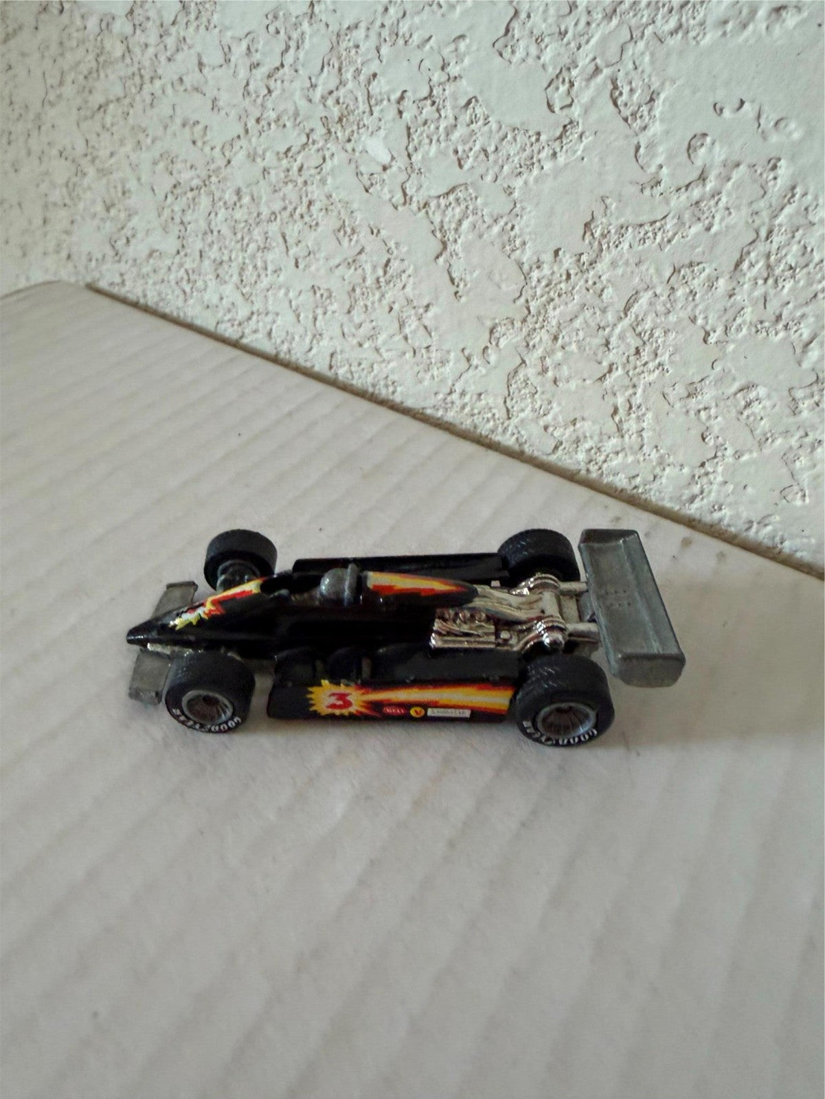 47233543