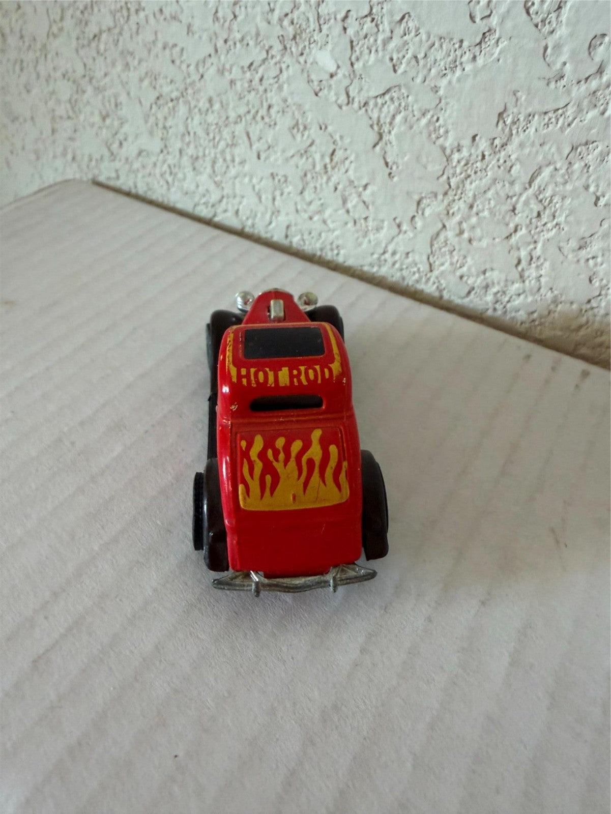 47233558