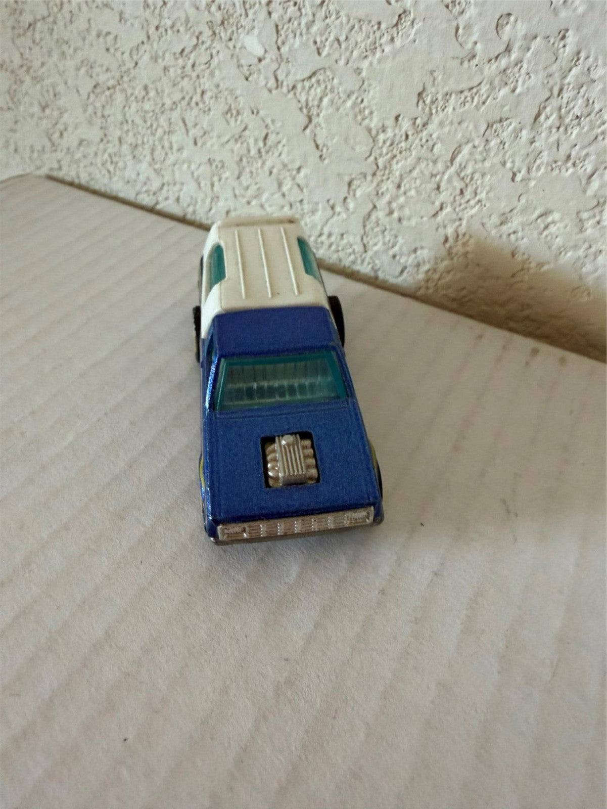 47233545