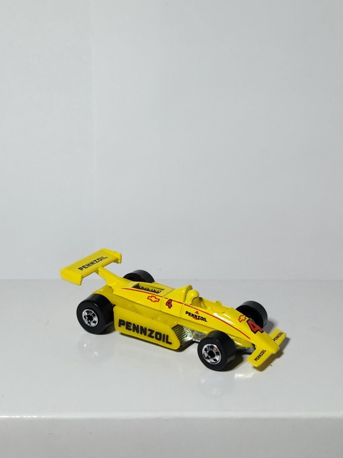 Hot wheels Thunderstreak Indy Car Pennzoil Locker Autos LC85