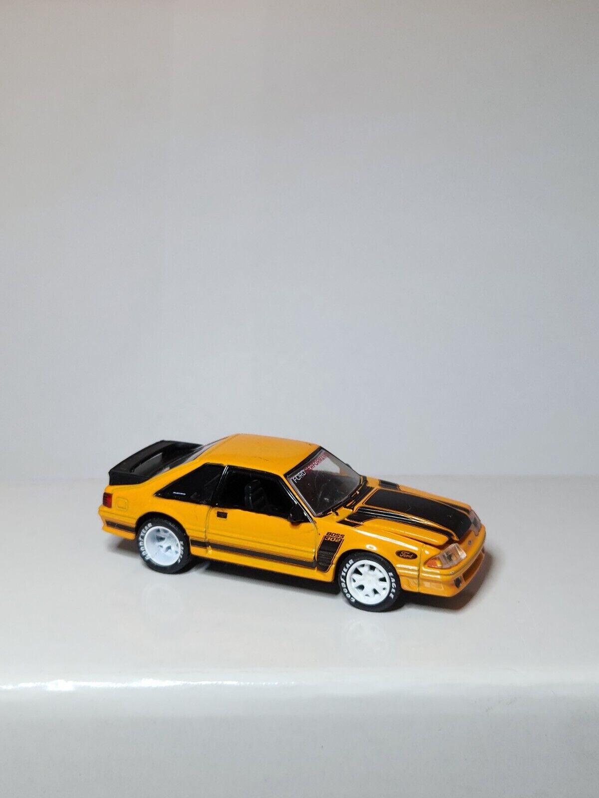 M2 Machines 1987 Ford Mustang Real Riders Loose Cars LC90