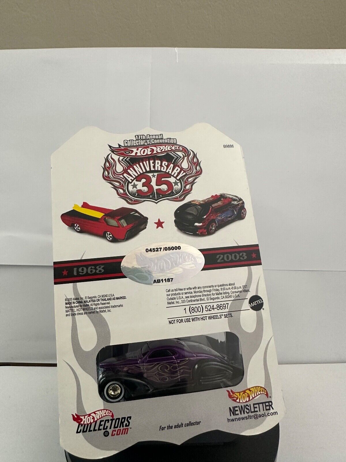 Hot Wheels 35th Anniversary 17th Annual Collector Convention Swoop Coupe  L62