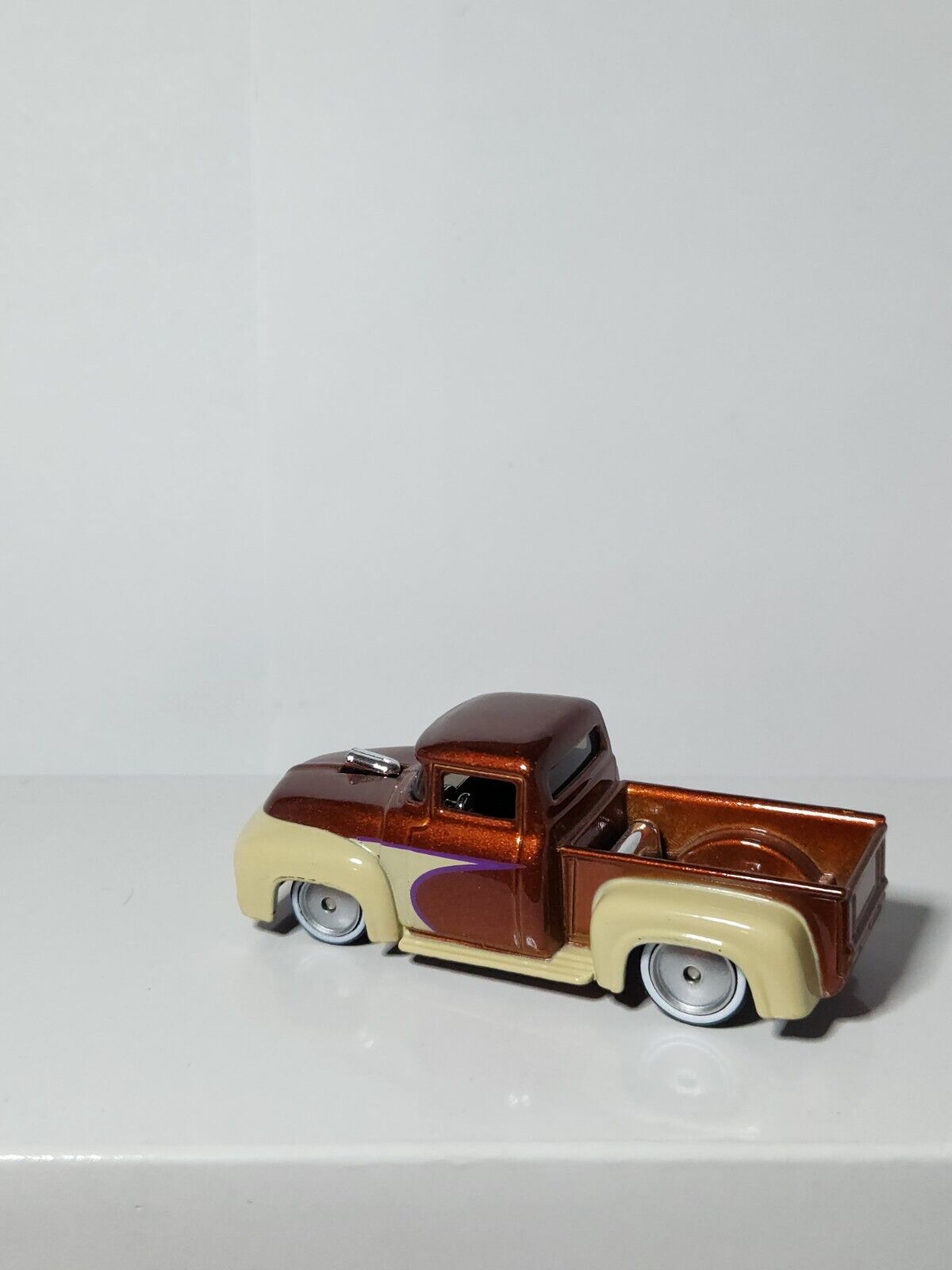 Hot Wheels Boulevard '56 Ford Big Hits Real Riders Loose Cars LC85