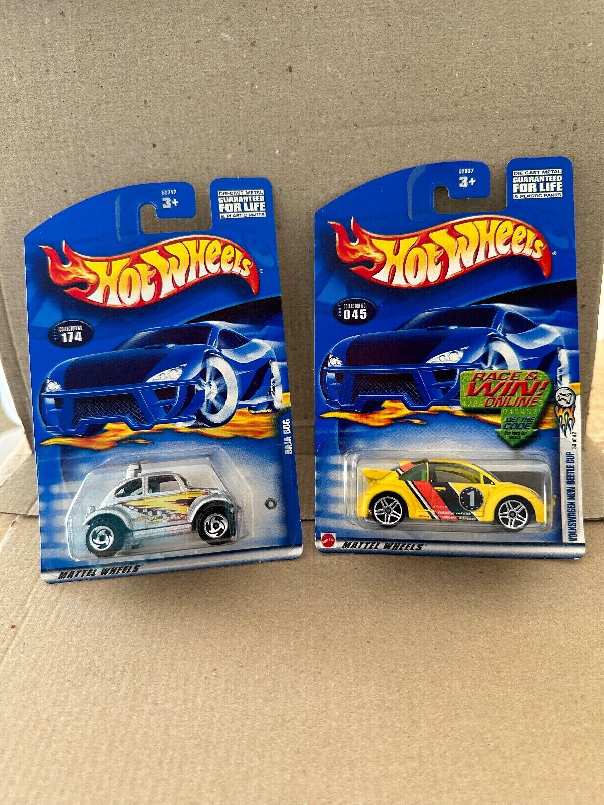 Hot Wheels Lot 2x 2001 Baja Bug #174 / Volkswagen New Beetle Cup #045 HW12