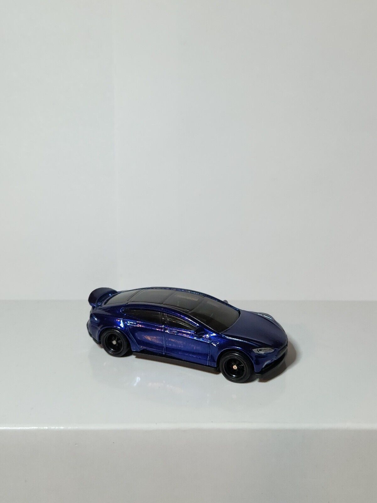 Hot Wheels Super Treasure Hunt Tesla Model S HW Green Speed Blue Loose LC86