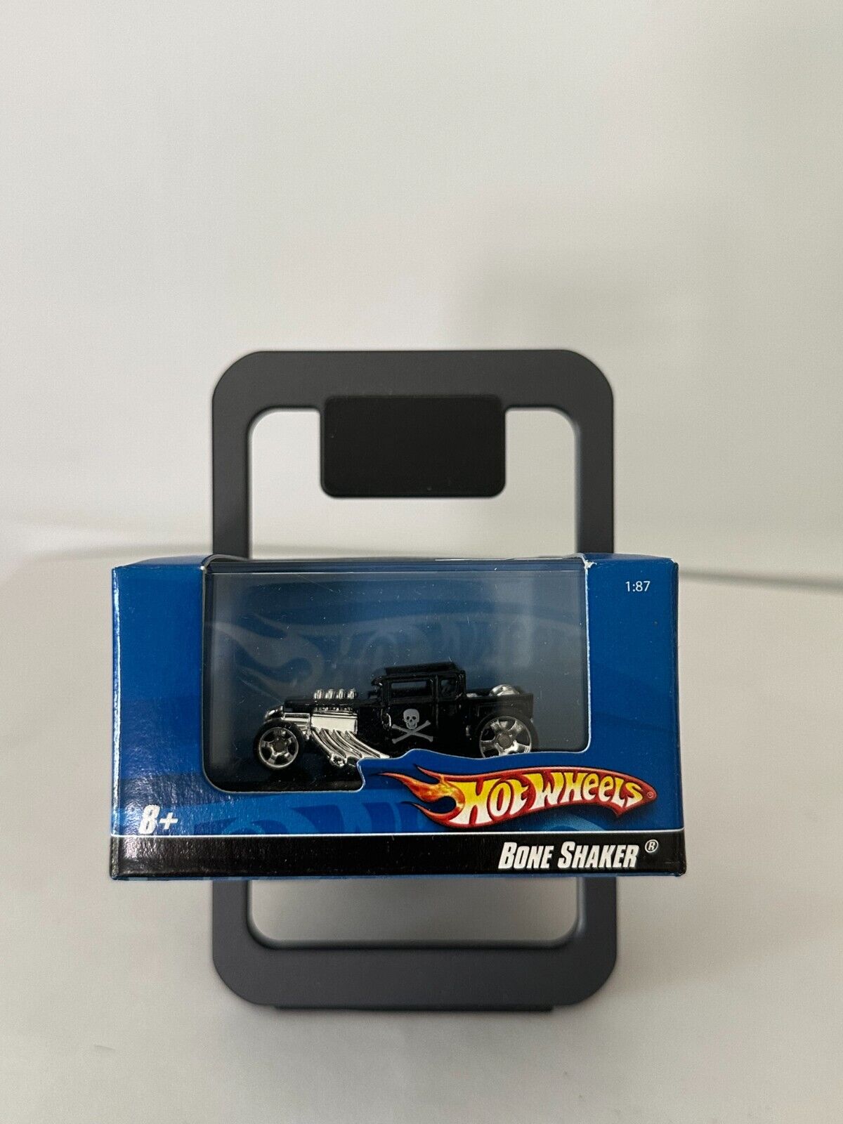 Hot Wheels Bone Shaker Black 1:87 Scale L74