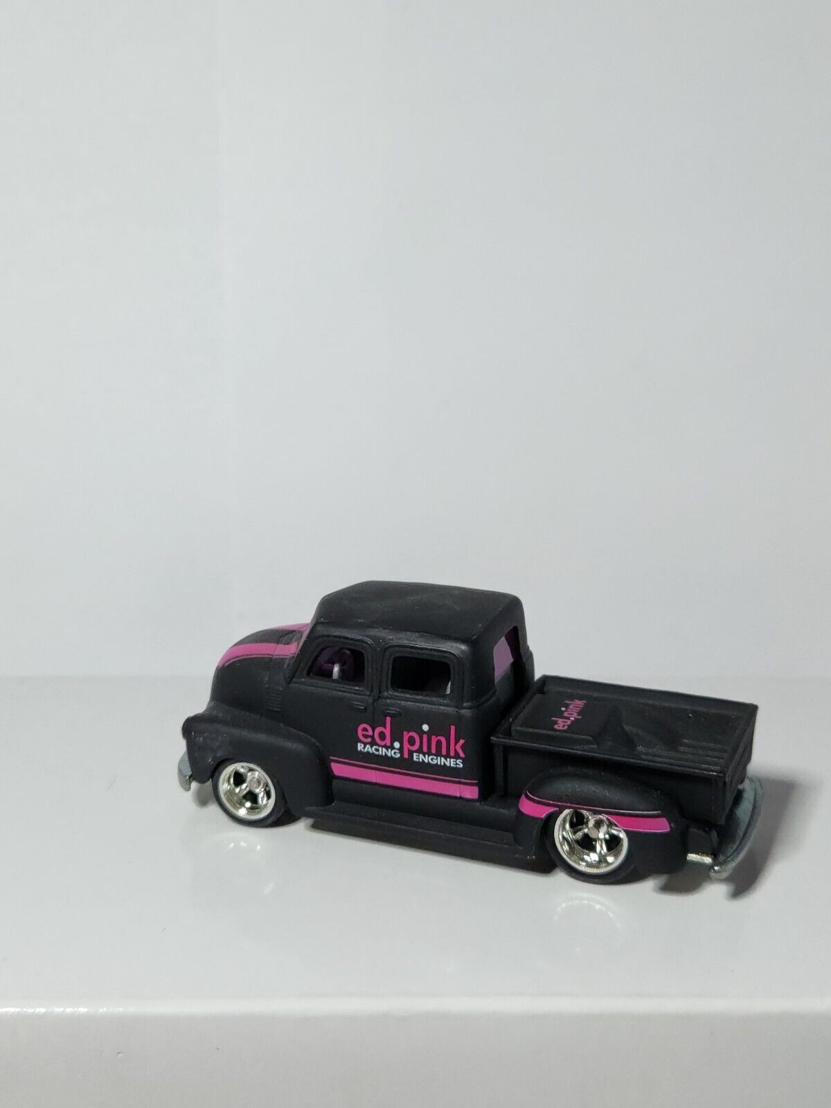 Hot Wheels Delivery '50s Chevy Truck Ed Pink Black Real Riders Loose Cars LC85