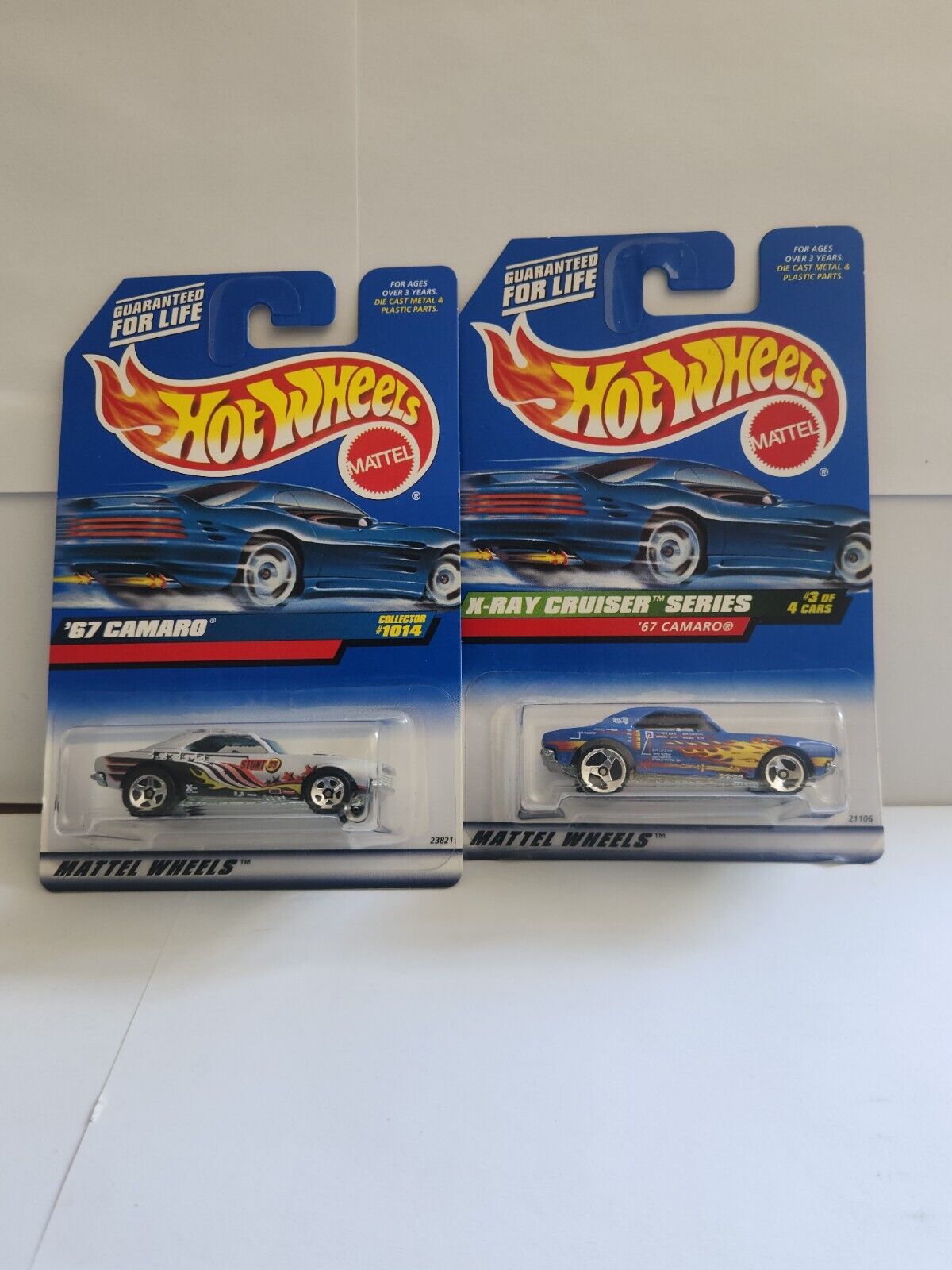 Hot Wheels Lot 2x '67 Camaro #1014 / '67 Camaro X-ray Cruiser Series L64