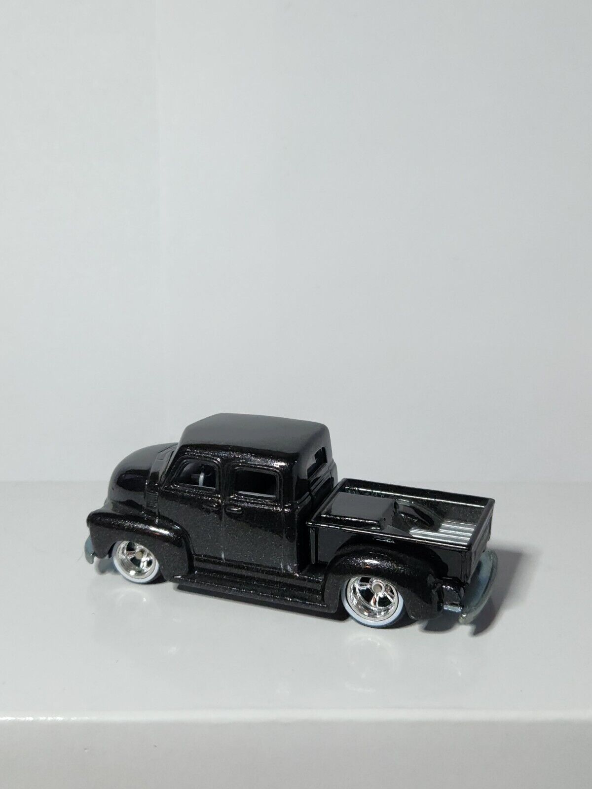 Hot Wheels Ultra Hots '50s Chevy Truck Black Real Riders Loose Cars LC85