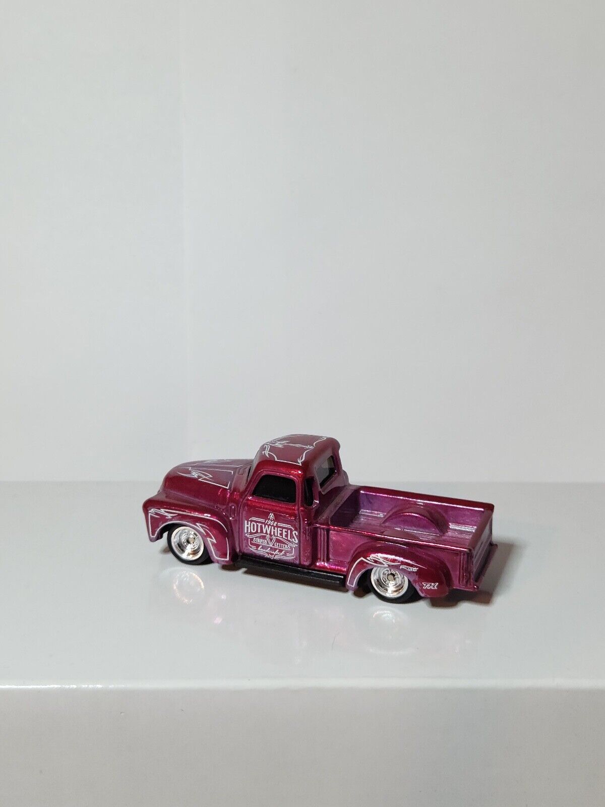 2018 Hot Wheels Super Treasure Hunt '52 Chevy Truck Purple HW Metro RARE LC86