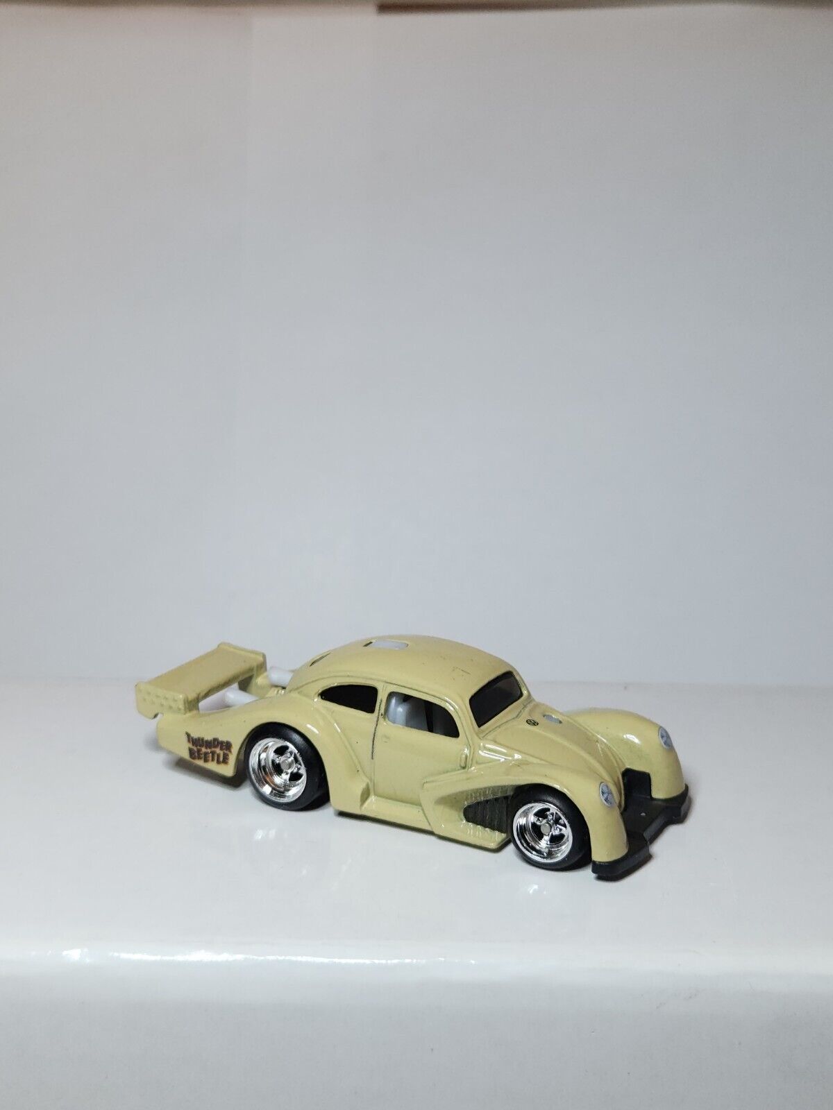 Hot Wheels Volkswagen Kafer Racer Thunder Beetle Loose Cars LC90