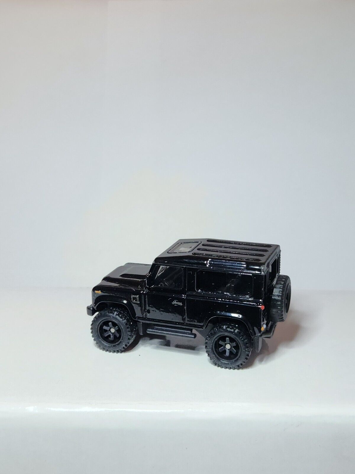 Hot Wheels Land Rover Defender 90 Real Riders Loose Cars LC90